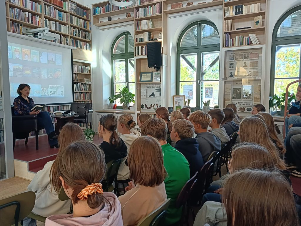 Spotkanie z pisarką Emilią Kiereś